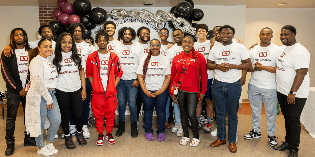 AYLF Mississippi & Arkansas Delta Group Photo of cohort 5 with program facilitators